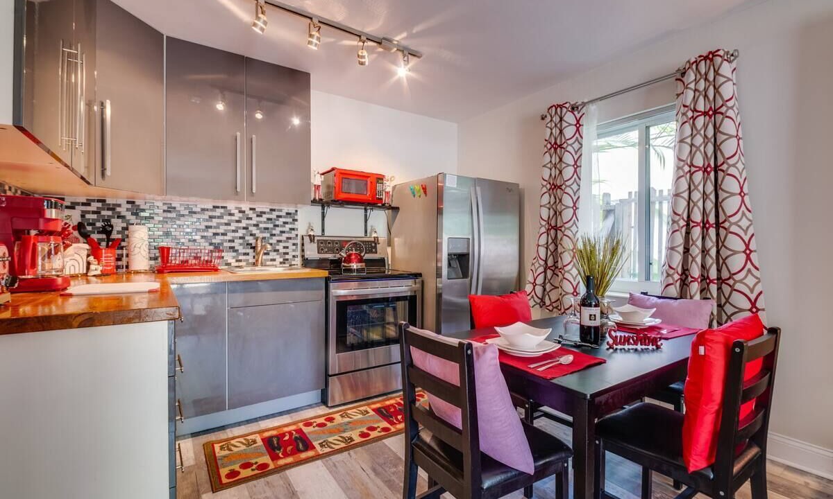 Photo of Kitchen in Coral Ridge