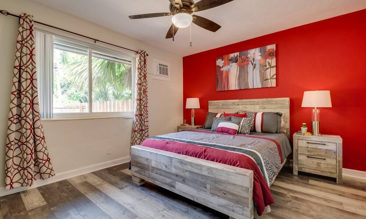 Photo of Bedroom in Coral Ridge