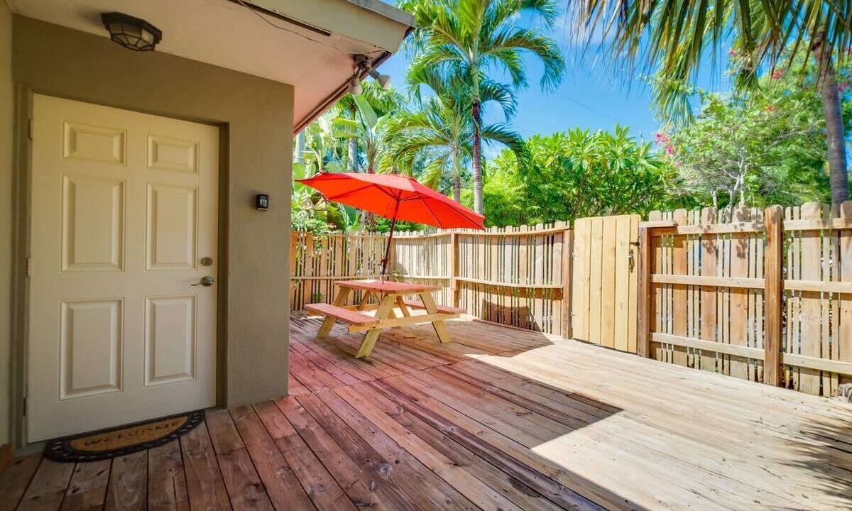 Photo of Outdoor in Coral Ridge