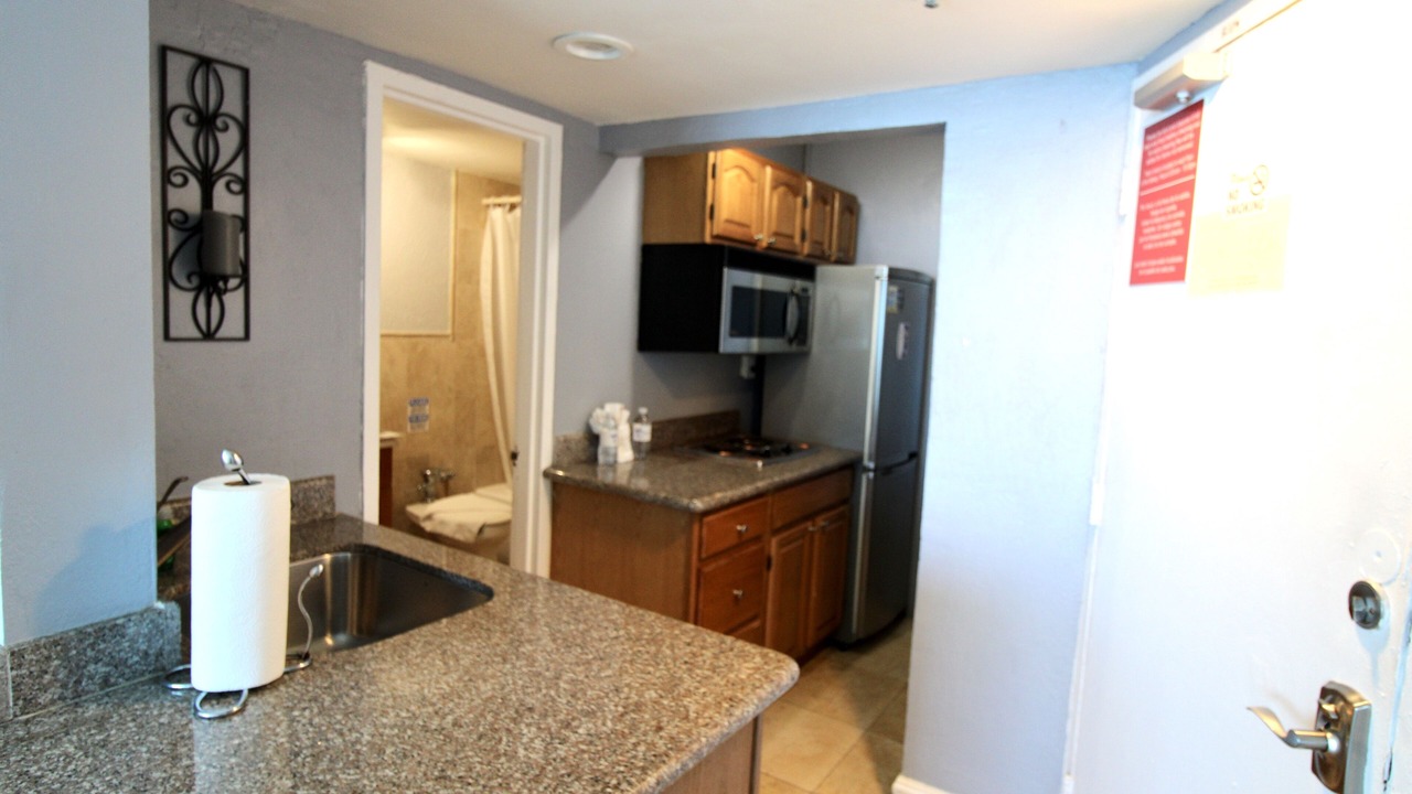 Photo of Kitchen in Mid Beach
