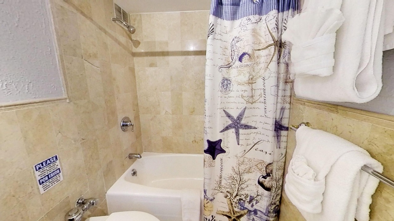 Photo of Bathroom in Mid Beach