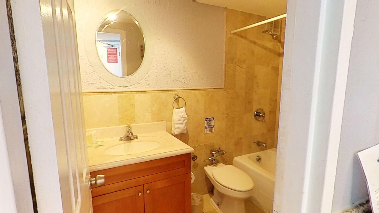 Photo of Bathroom in Mid Beach