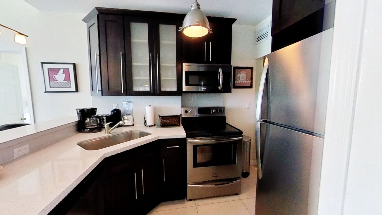 Photo of Kitchen in Mid Beach