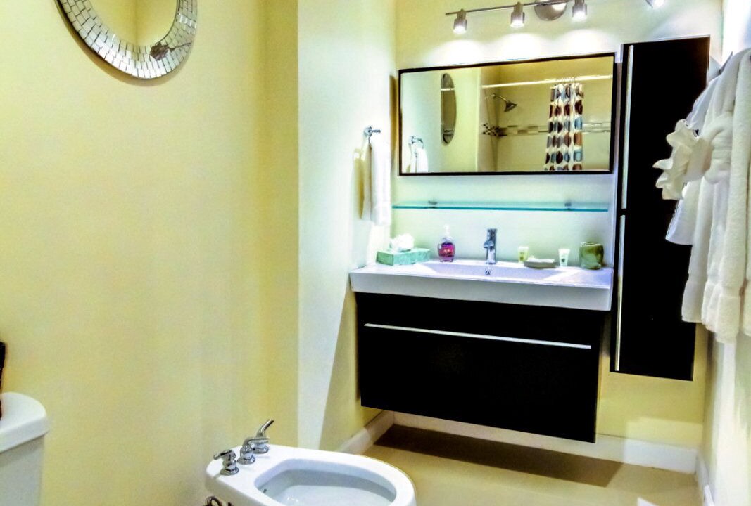 Photo of Bathroom in Mid Beach