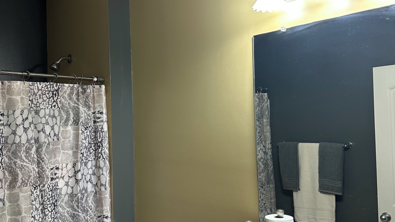 Photo of Bathroom in Tuscaloosa