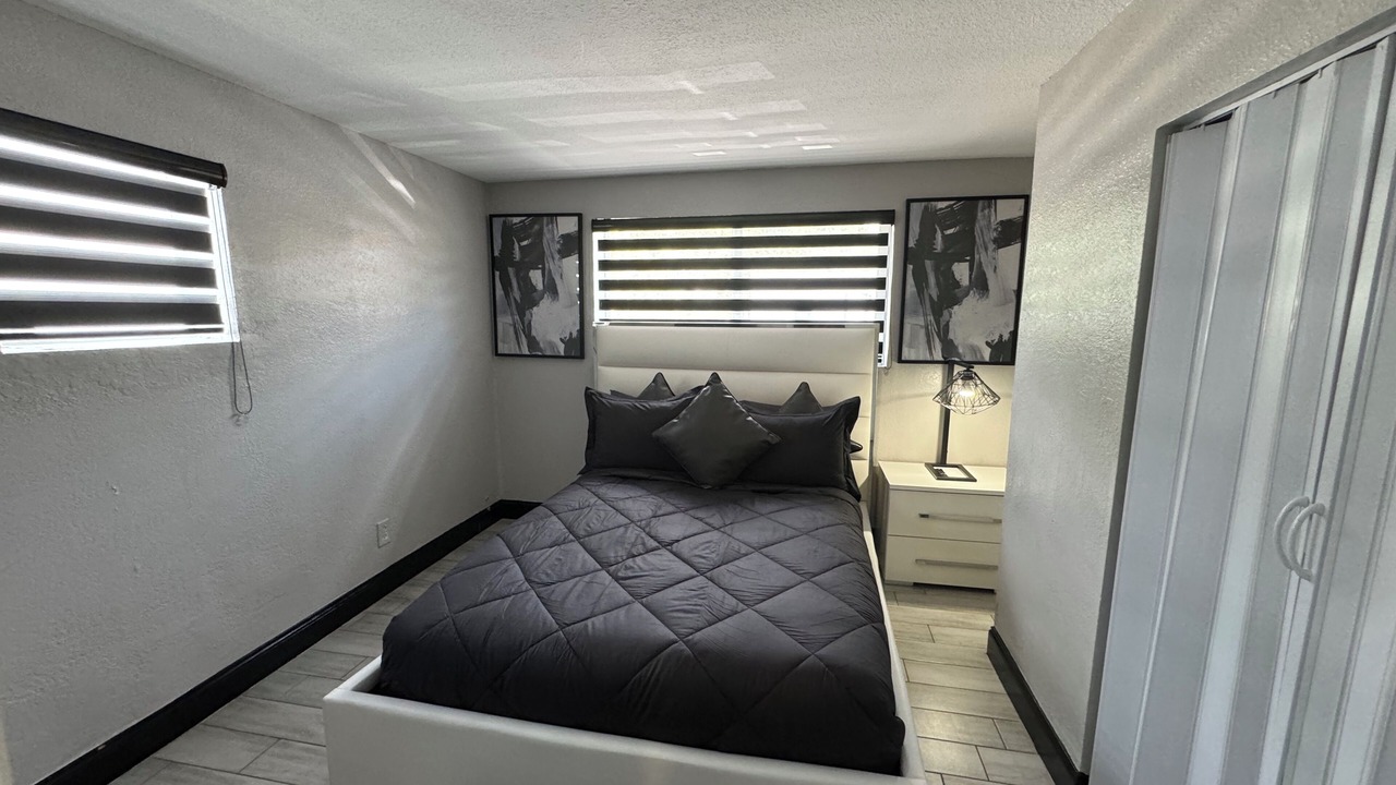Photo of Bedroom in Dania Beach
