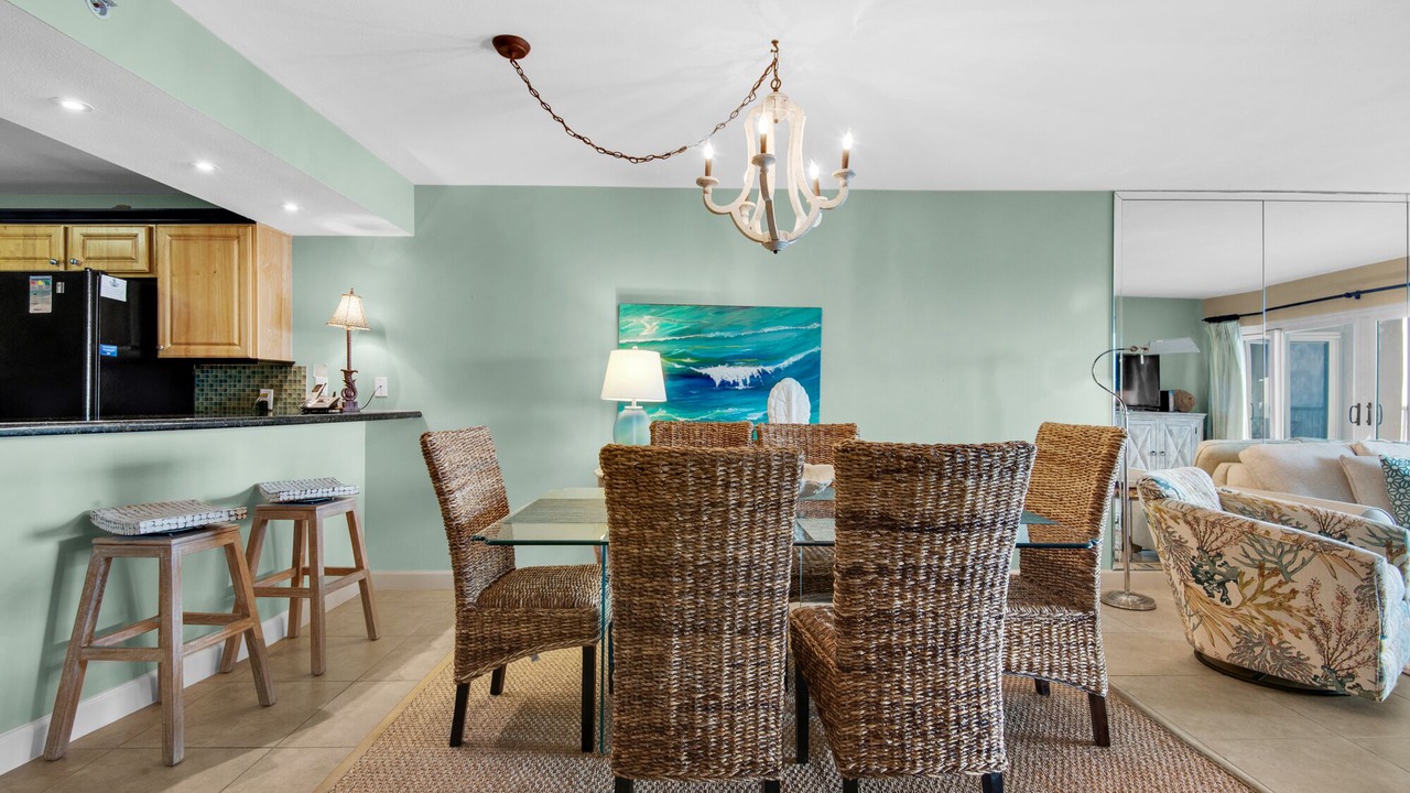 Photo of Livingroom in Ono Island