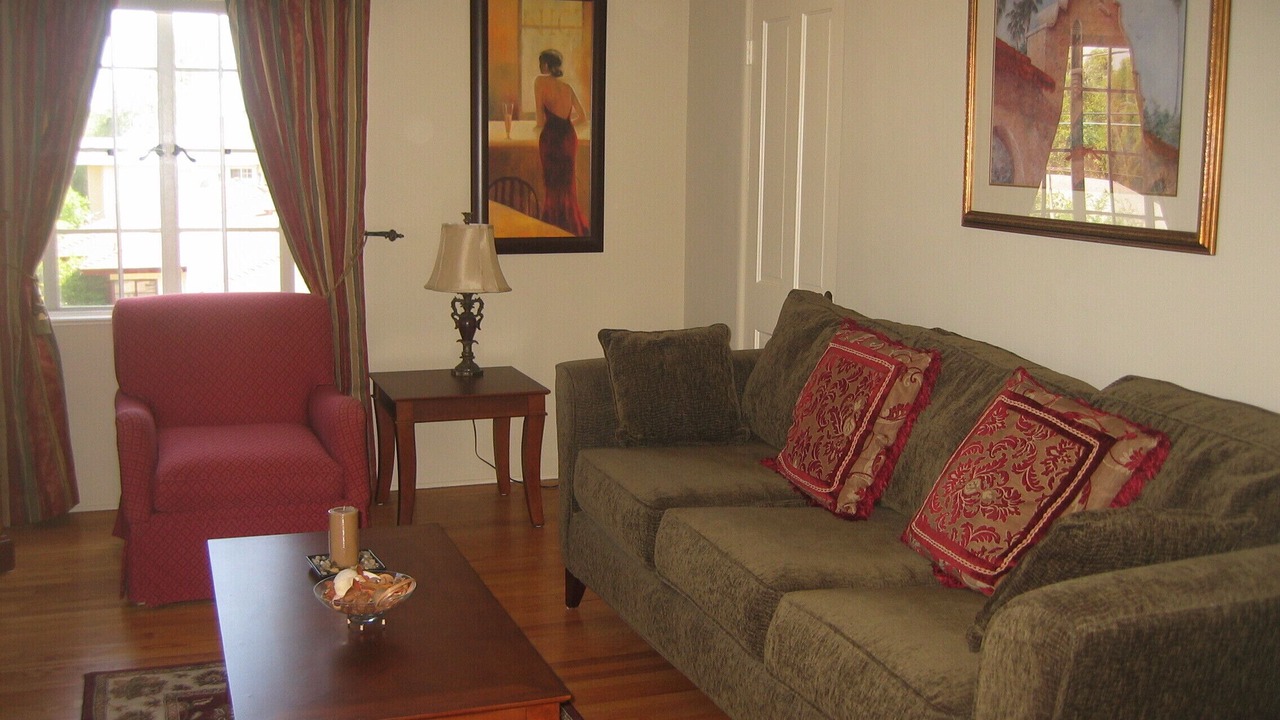 Photo of Bedroom in Pasadena