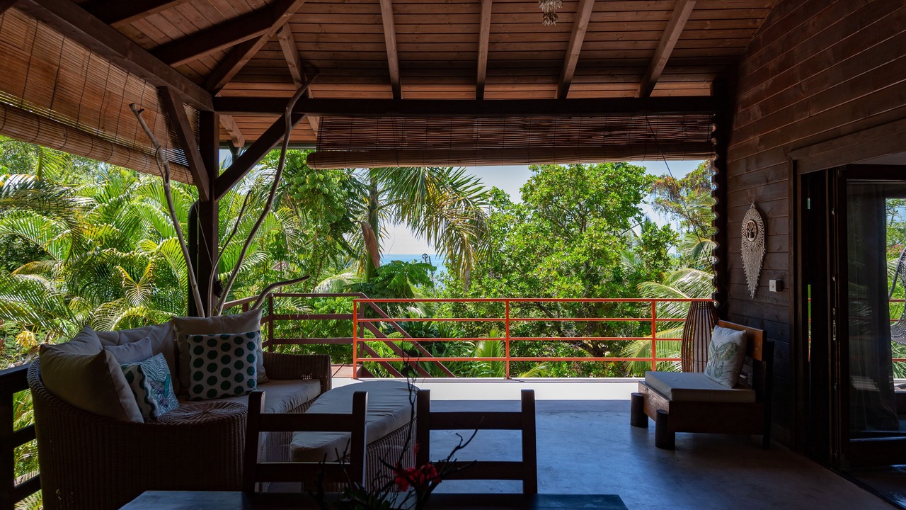 Photo of Patio Balcony in Praslin Island