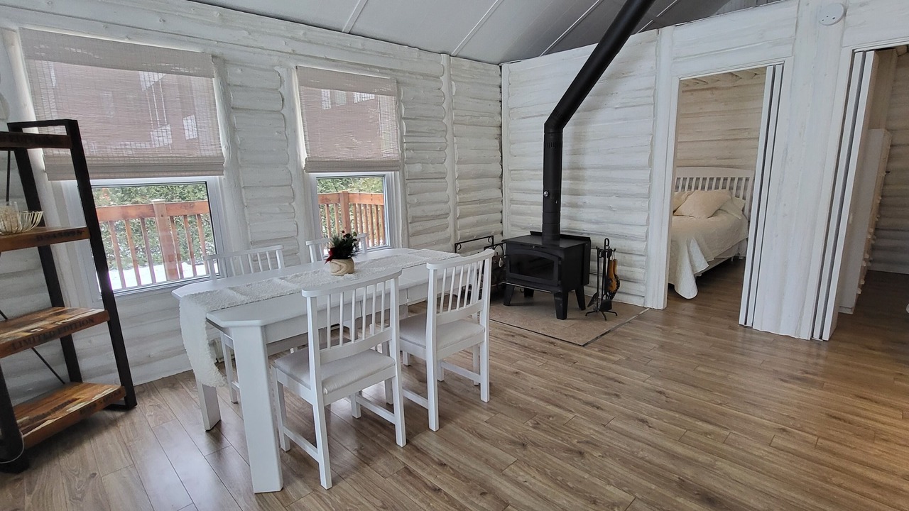 Photo of Bedroom in Saint-Tite-des-Caps