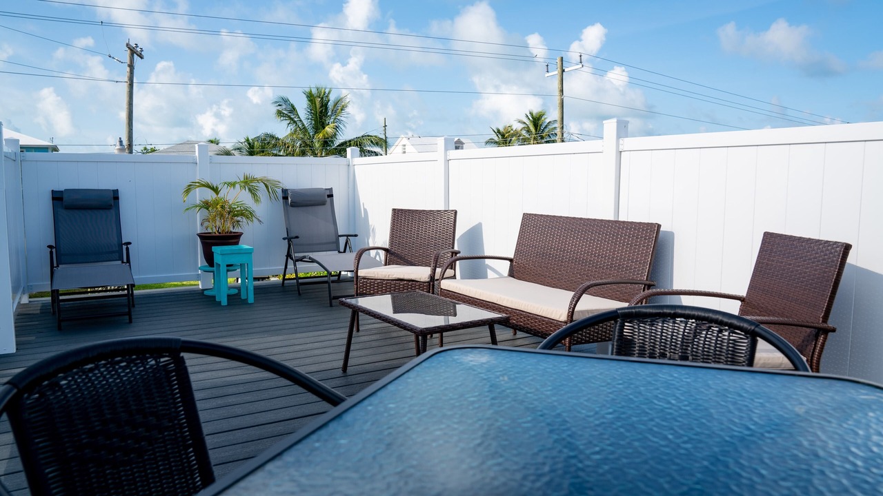 Photo of Patio Balcony in Spanish Wells