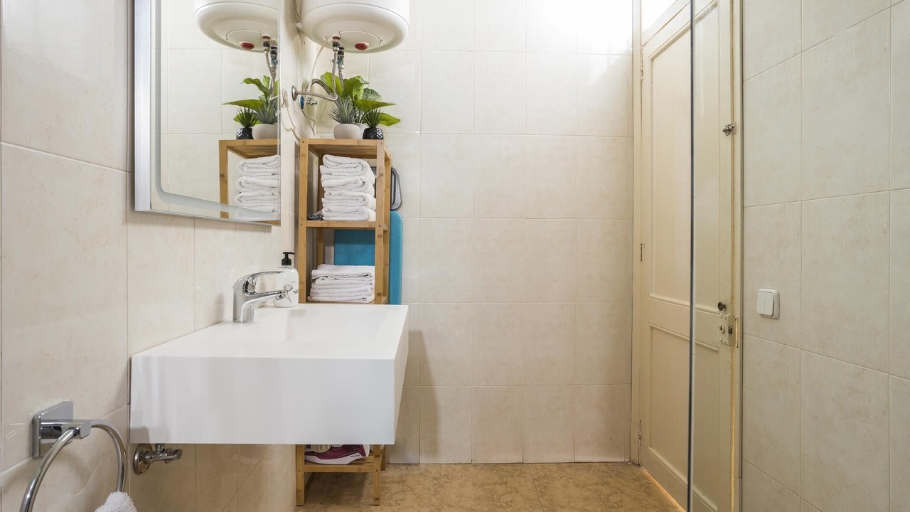Photo of Bathroom in El Clot