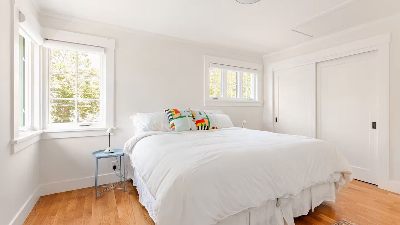 Photo of Bedroom in Rockridge