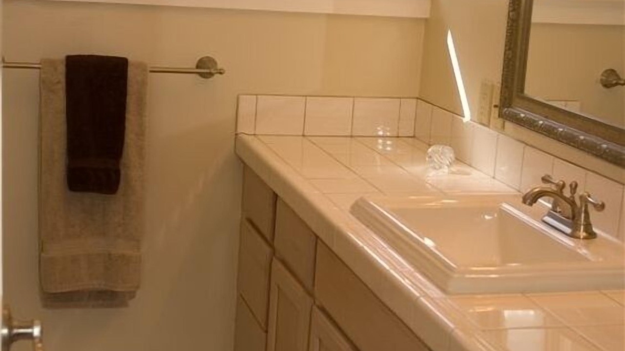 Photo of Bathroom in Oak Park