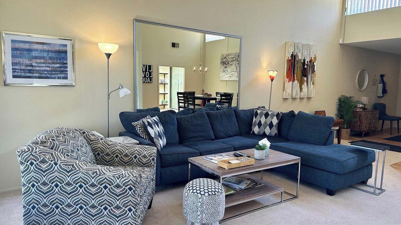 Photo of Livingroom in Palm Desert
