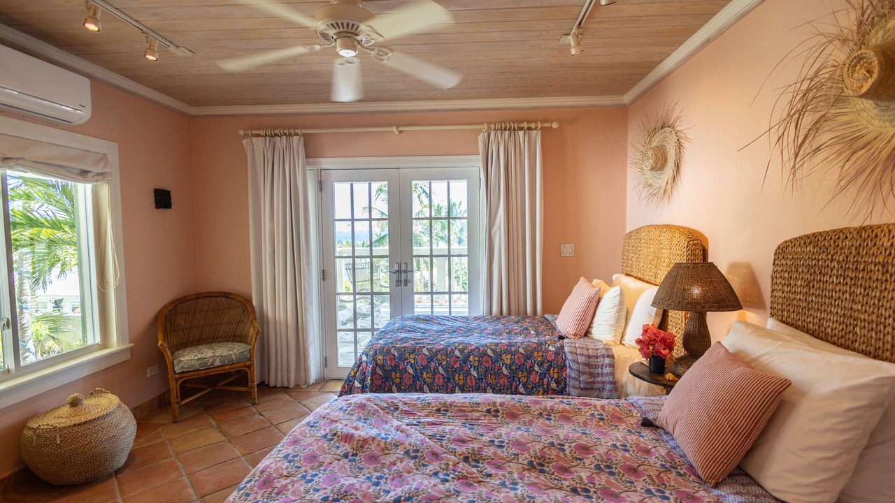 Photo of Bedroom in Dunmore Town