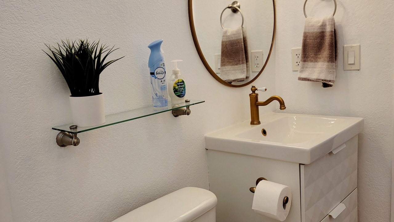 Photo of Bathroom in Joshua Tree