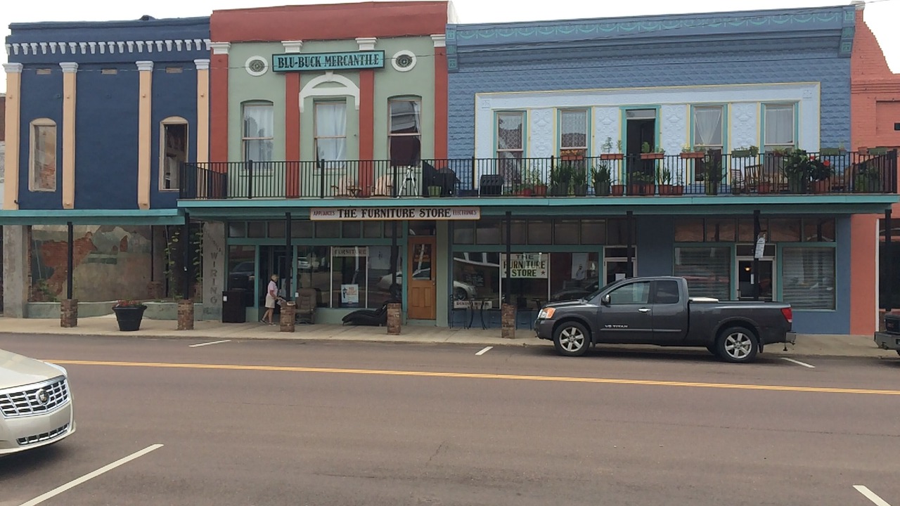 Photo of Outdoor in Water Valley