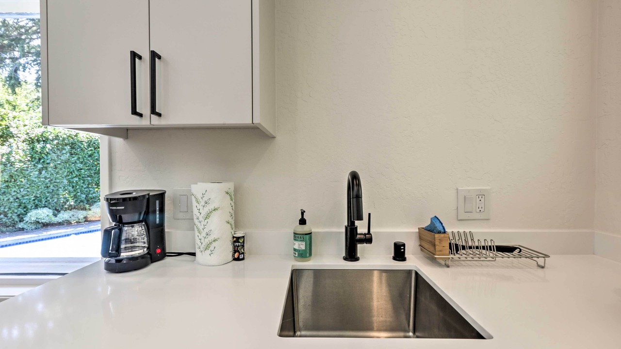 Photo of Kitchen in Linfield Oaks