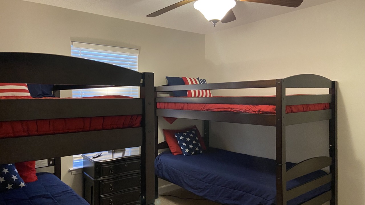 Photo of Bedroom in Long Beach