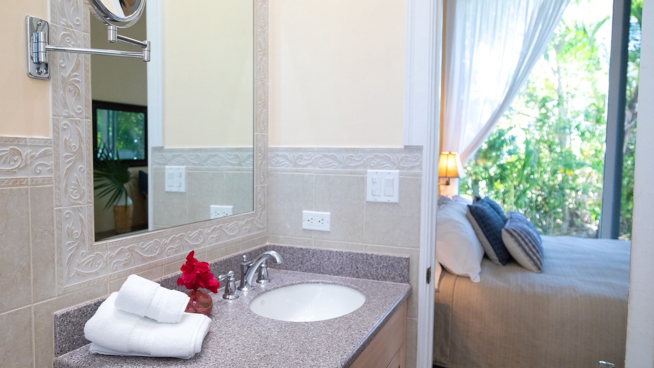 Photo of Bathroom in Dunmore Town