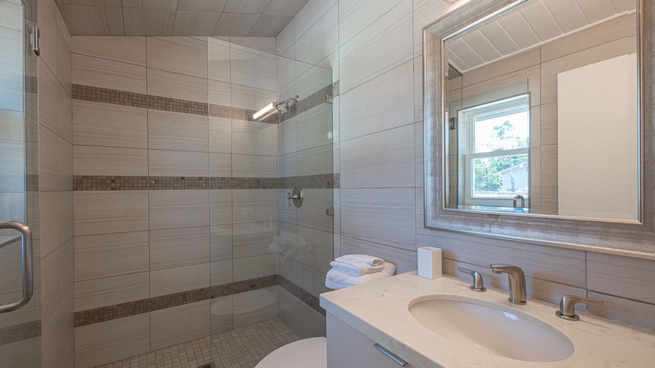 Photo of Bathroom in Del Monte Forest