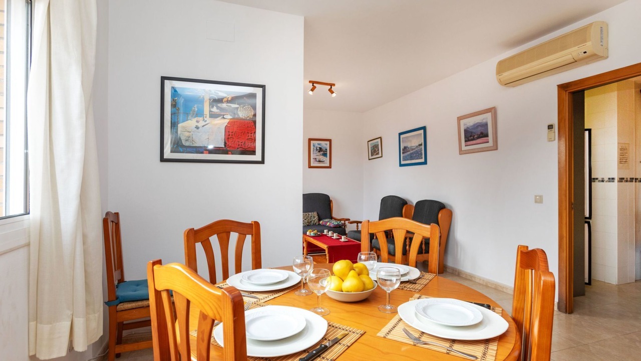 Photo of Bedroom in Llanca