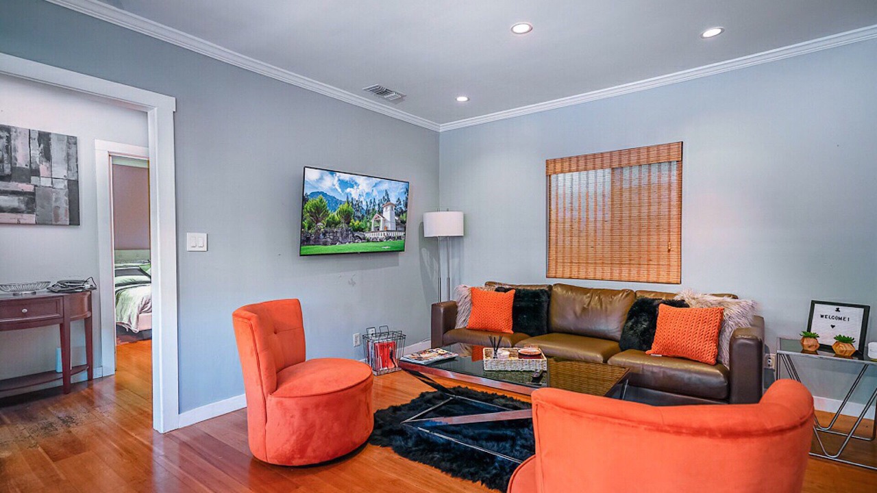 Photo of Livingroom in Hollywood