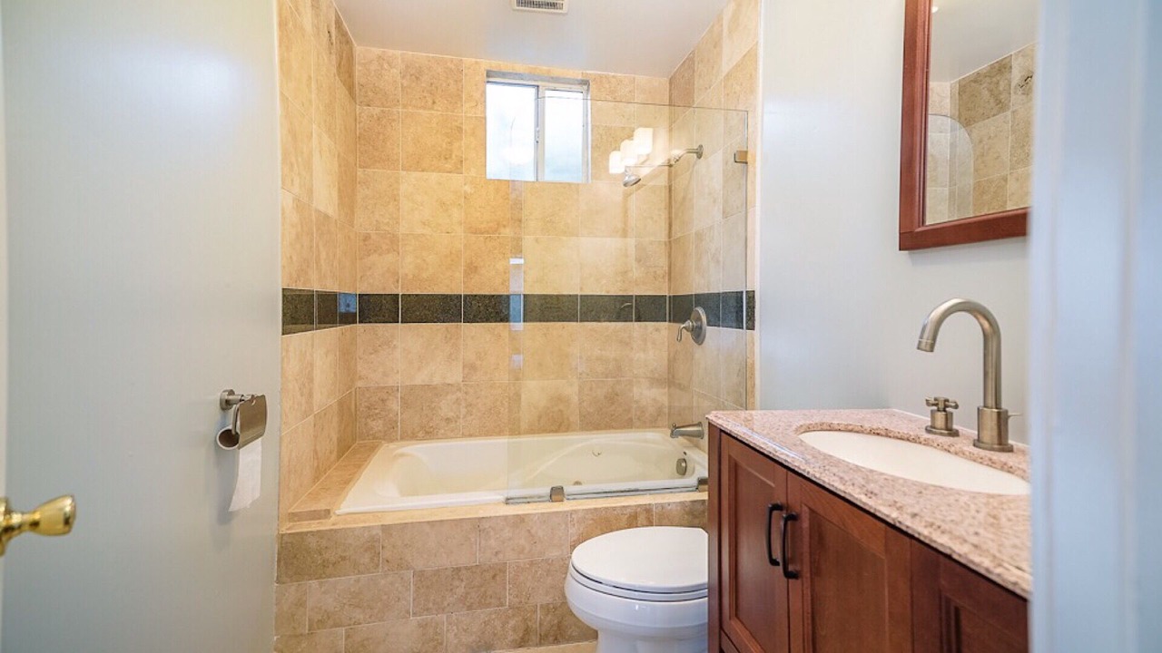Photo of Bathroom in Hollywood