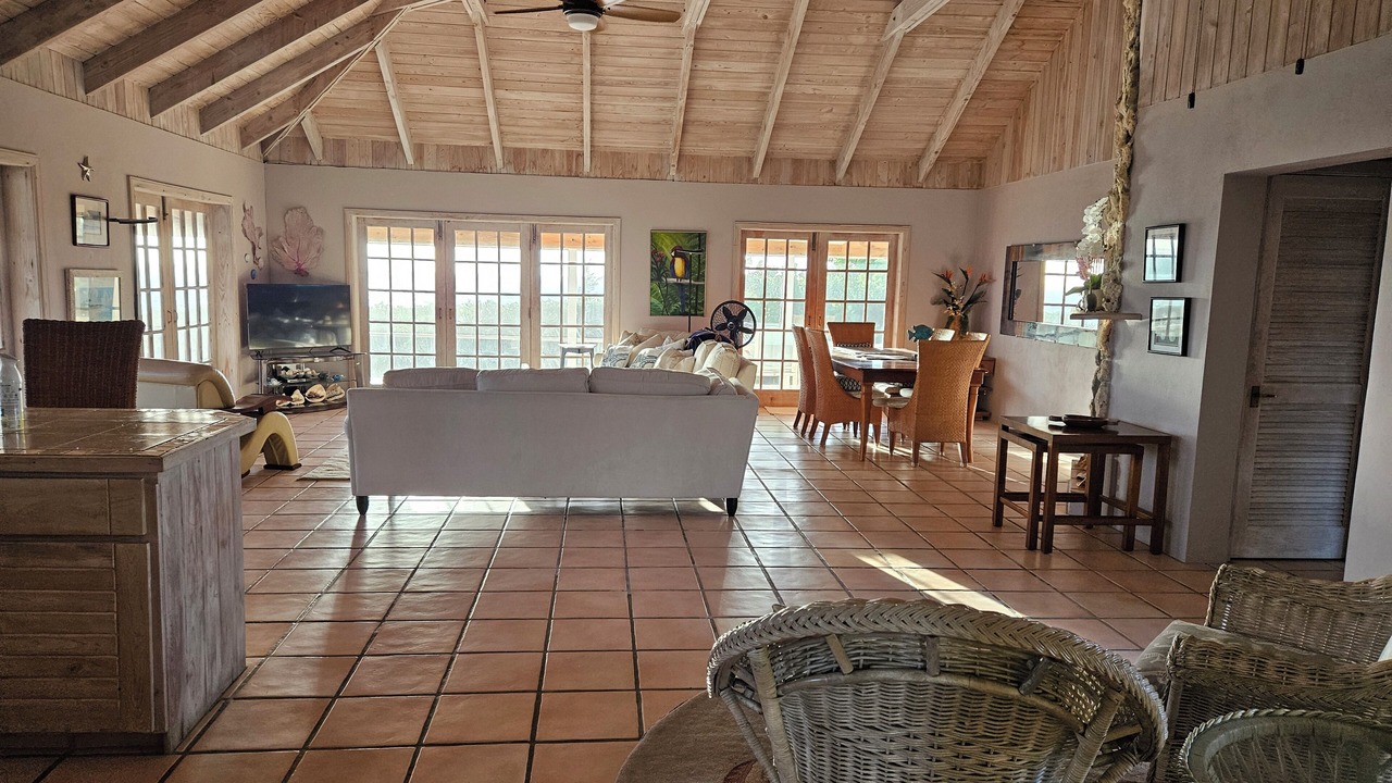 Photo of Bedroom in Green Turtle Cay