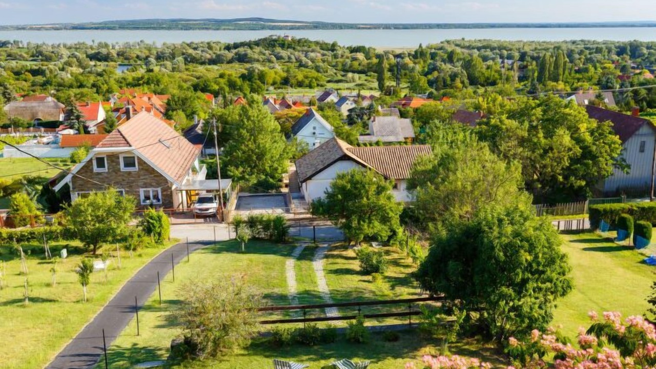 Photo of Outdoor in Vonyarcvashegy