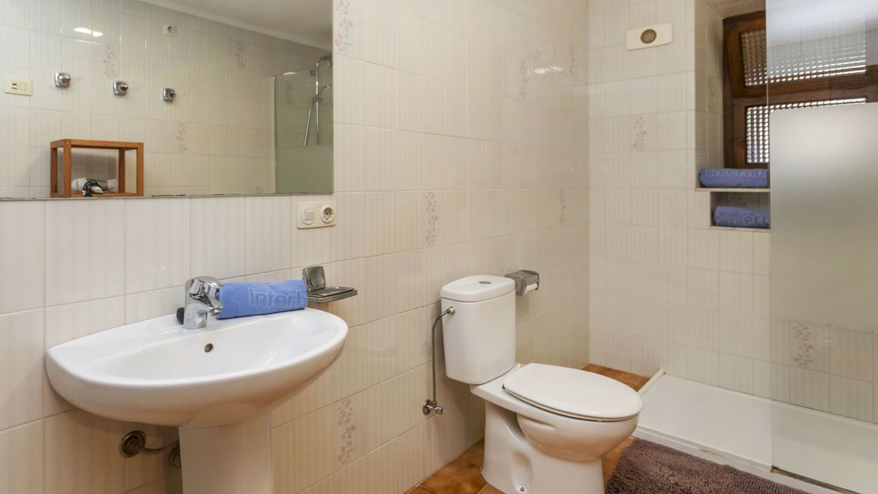 Photo of Bathroom in Pals