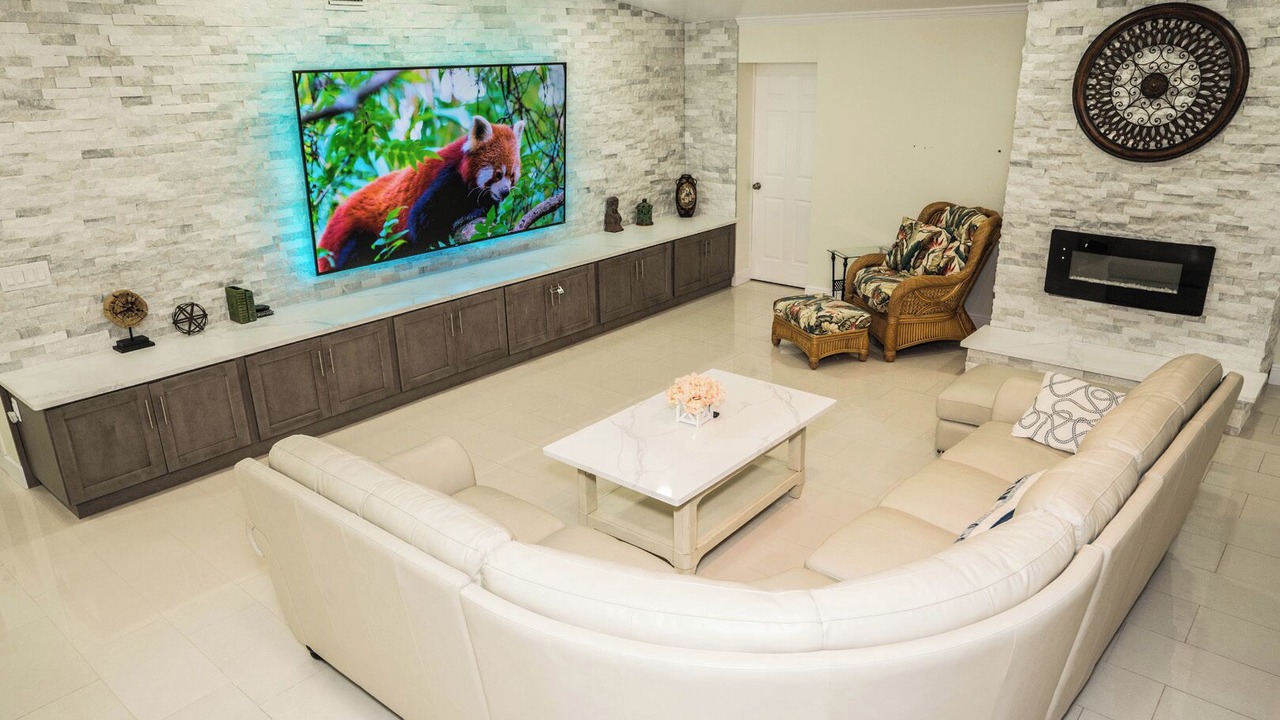 Photo of Livingroom in Apollo Beach