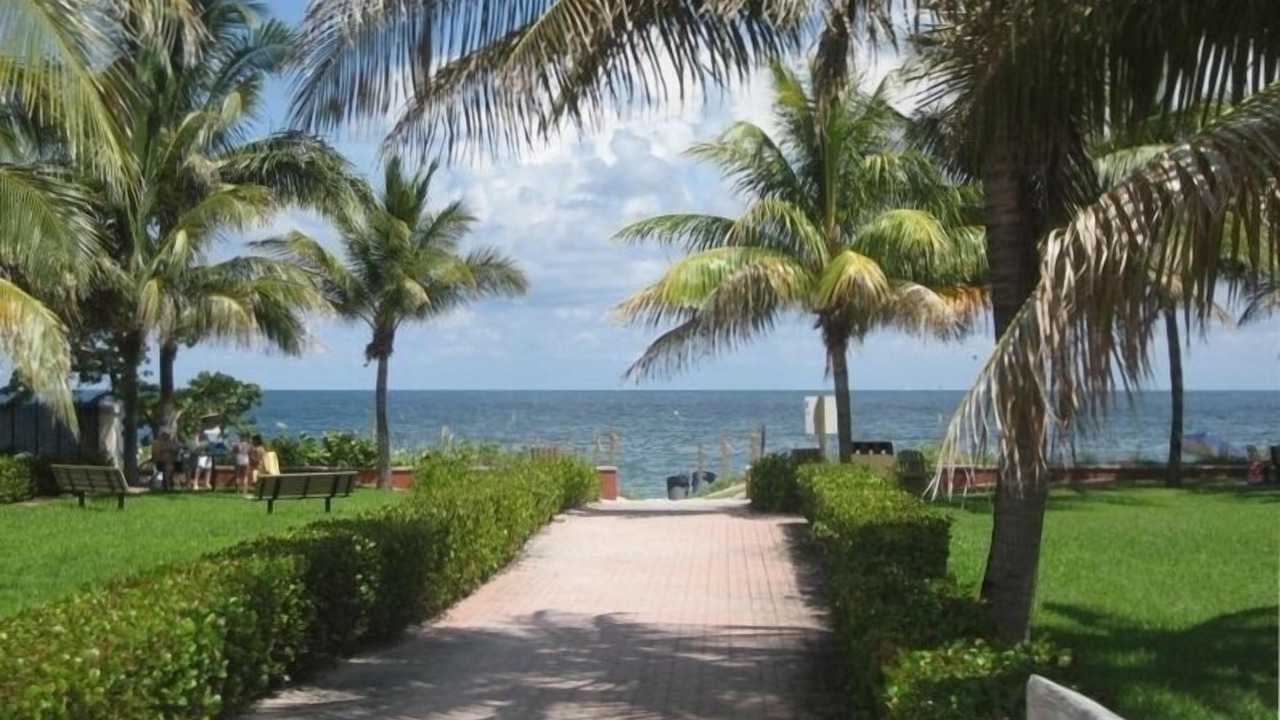 Photo of Others in Key Biscayne