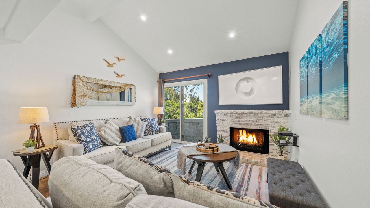 Photo of Livingroom in Huntington Beach