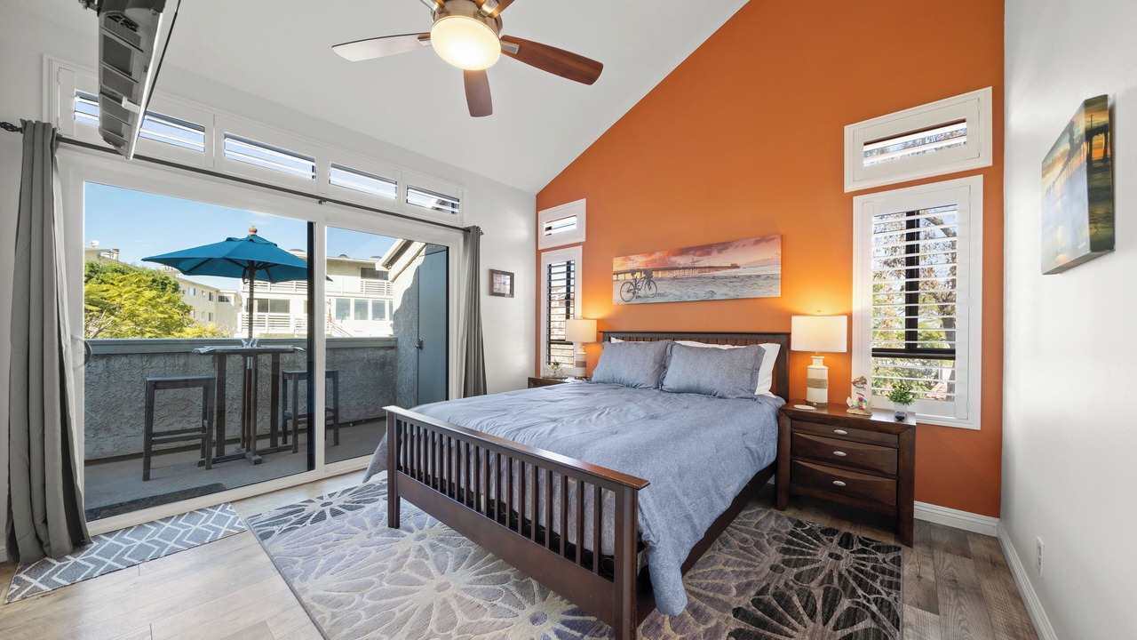 Photo of Bedroom in Huntington Beach