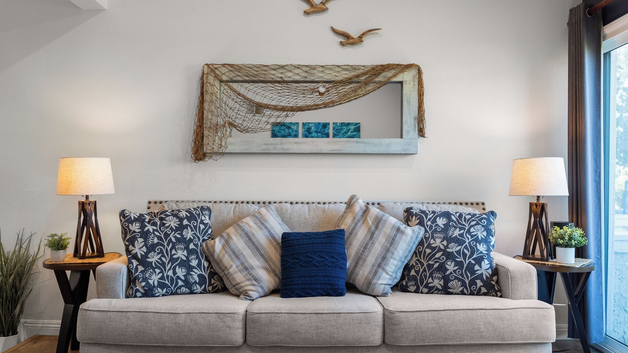 Photo of Livingroom in Huntington Beach