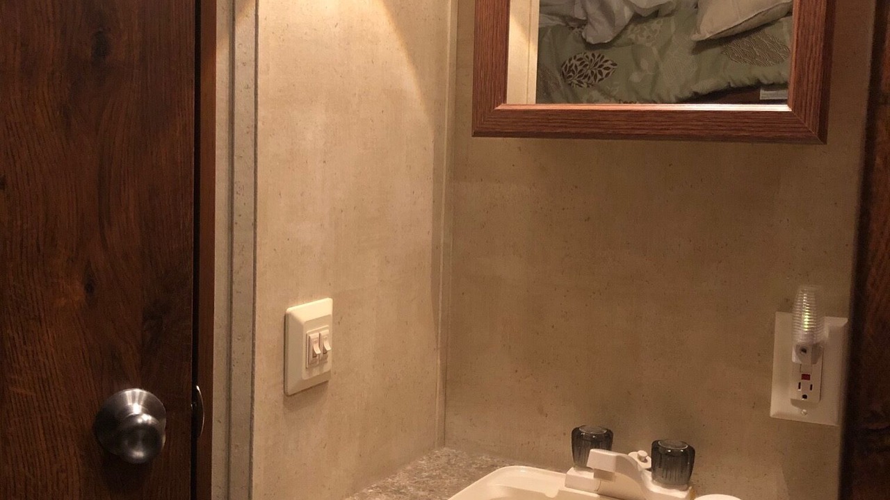 Photo of Bathroom in Caspar