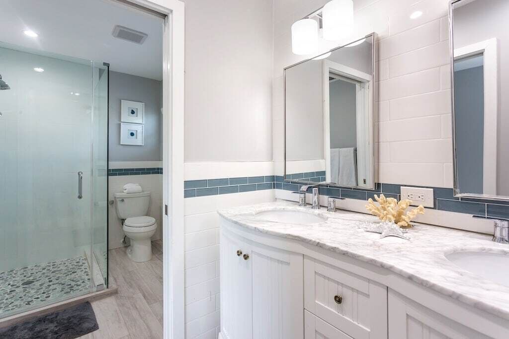 Photo of Bathroom in Birch Park Finger Streets