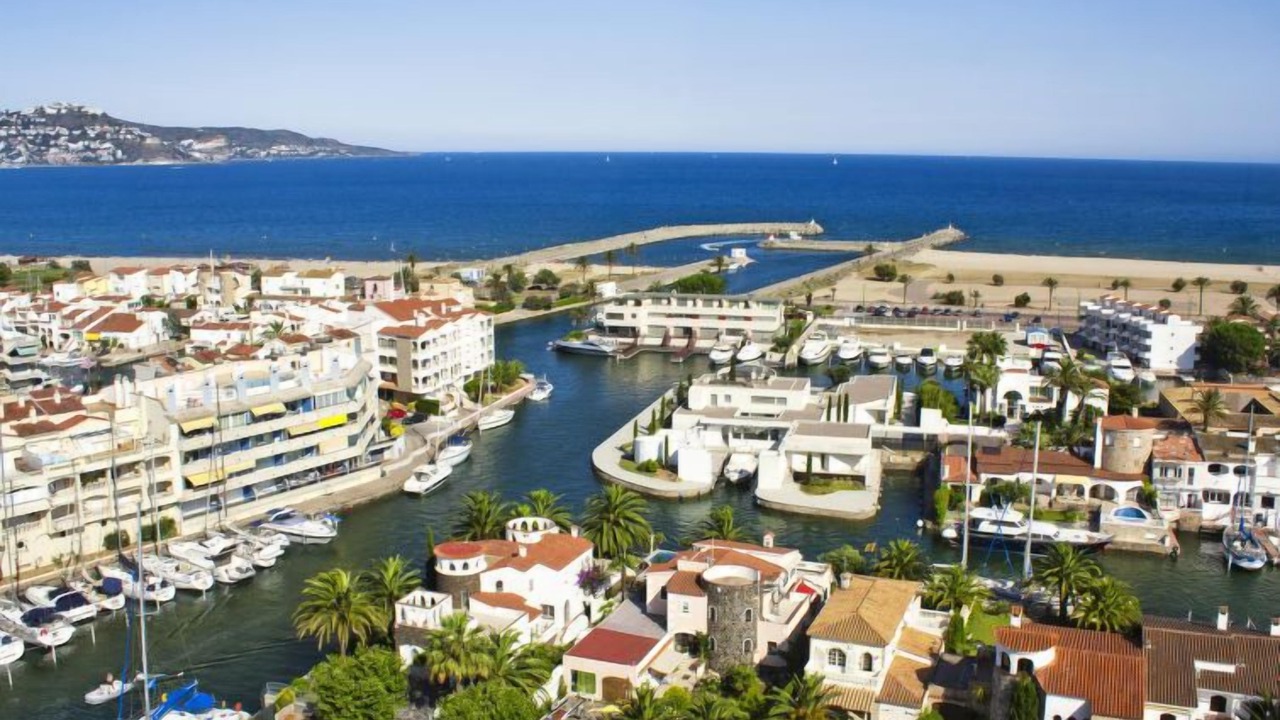 Photo of Others in Empuriabrava