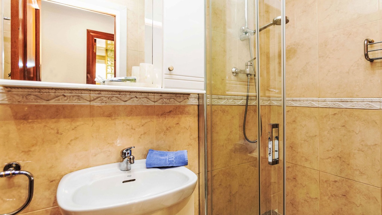 Photo of Bathroom in Les Corts