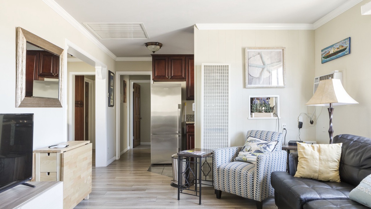 Photo of Livingroom in Belmont Heights