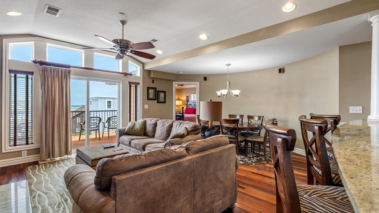 Photo of Livingroom in Kill Devil Hills