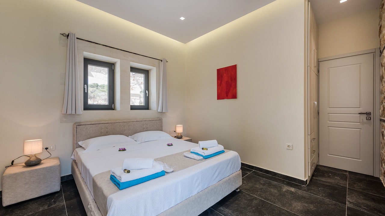 Photo of Bedroom in Douliana