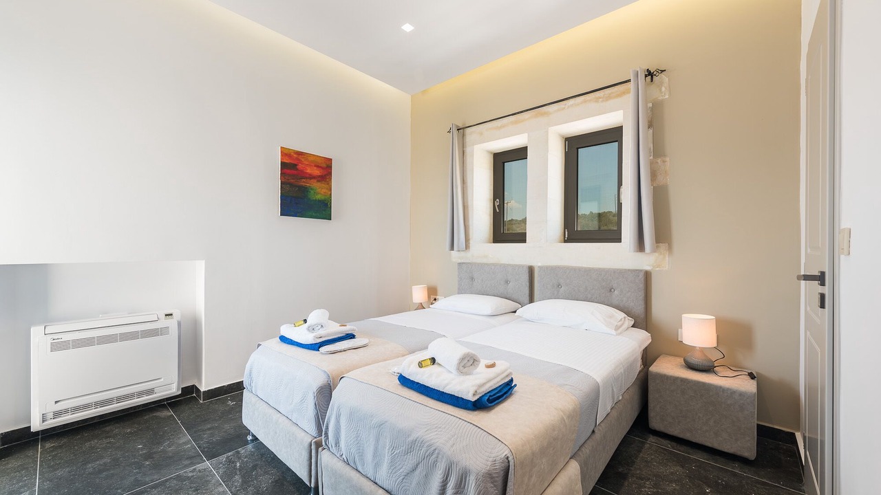 Photo of Bedroom in Douliana