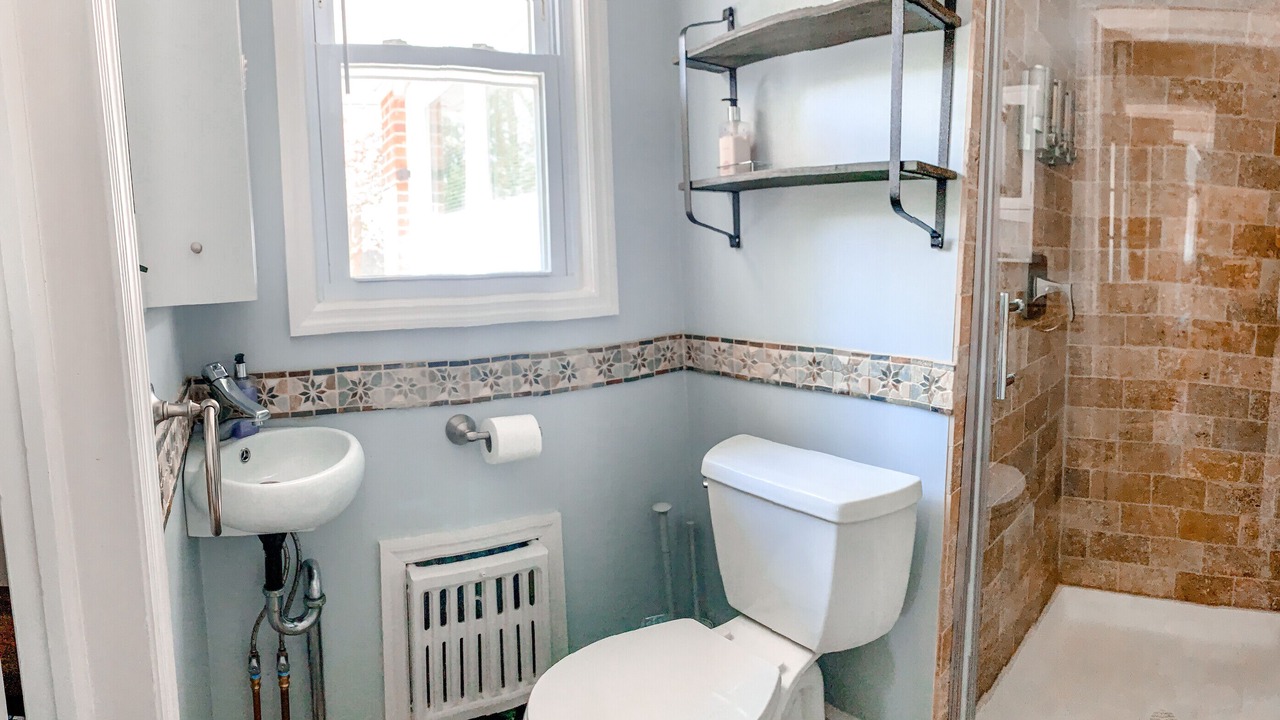 Photo of Bathroom in Beacon
