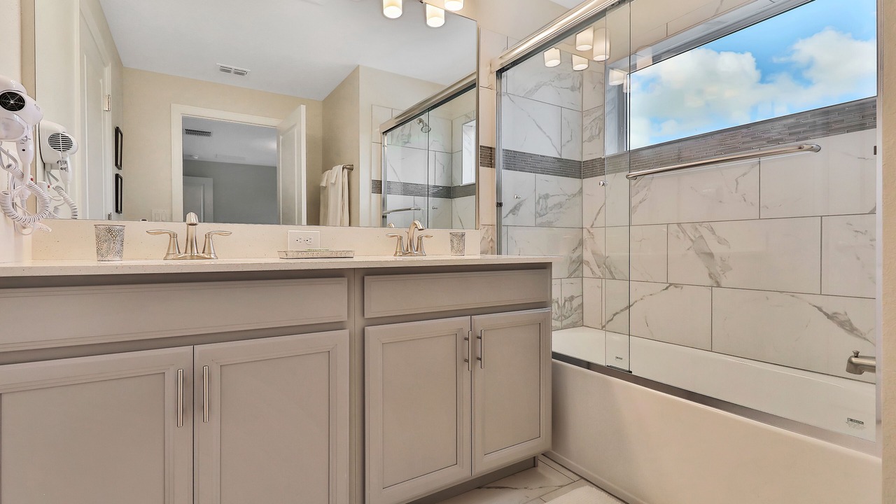 Photo of Bathroom in Ridgewood Lakes