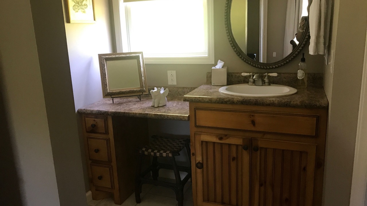 Photo of Bathroom in Piper Gap