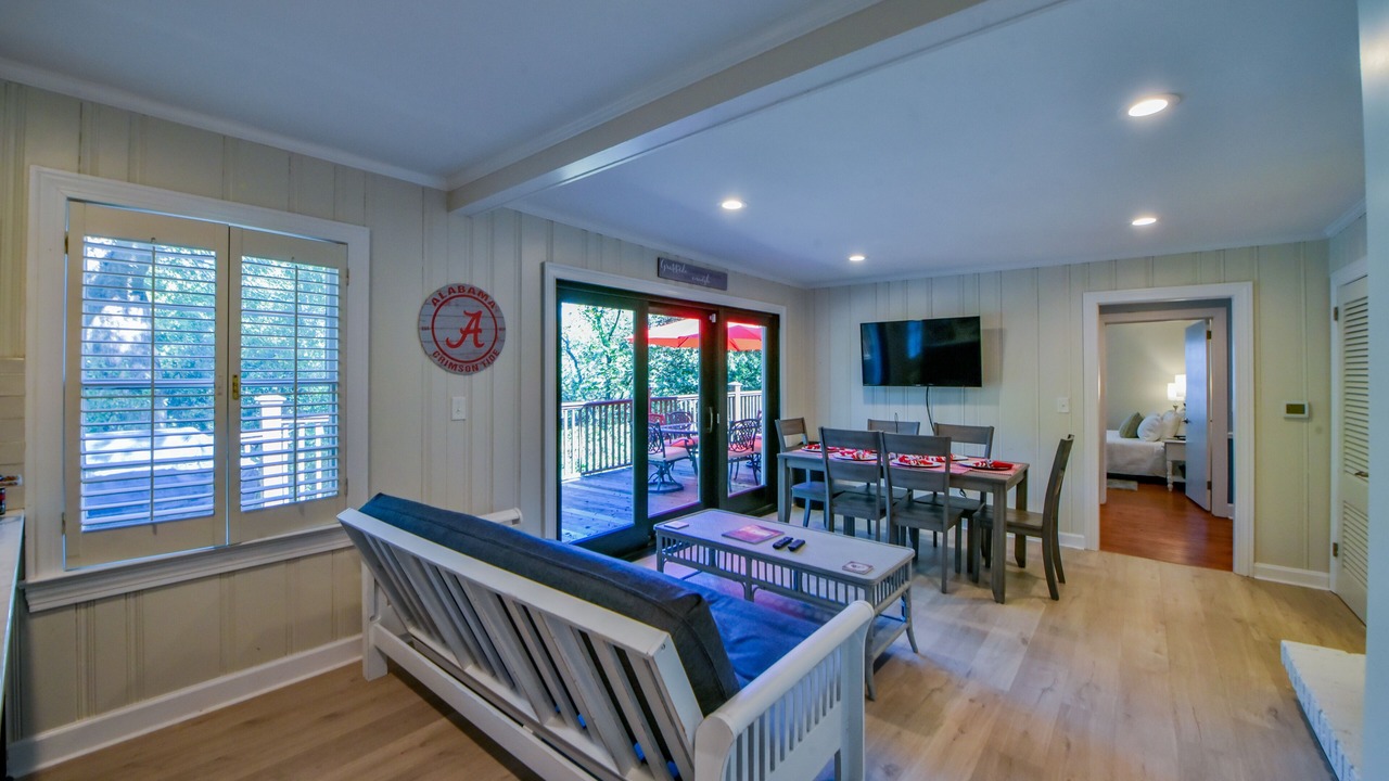 Photo of Livingroom in Tuscaloosa