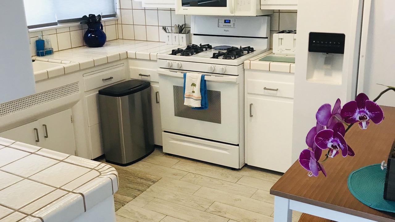 Photo of Kitchen in Balboa Peninsula